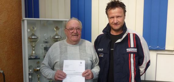 Am 26.03.2012 mit 77 Jahren auf Anhieb bestanden!